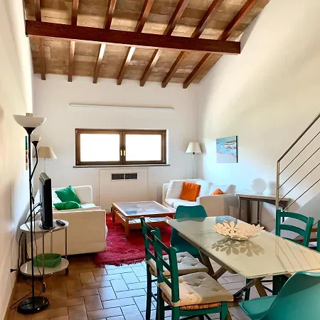Potrero Grande Sul Di Martignano Con Campagnano Di Roma